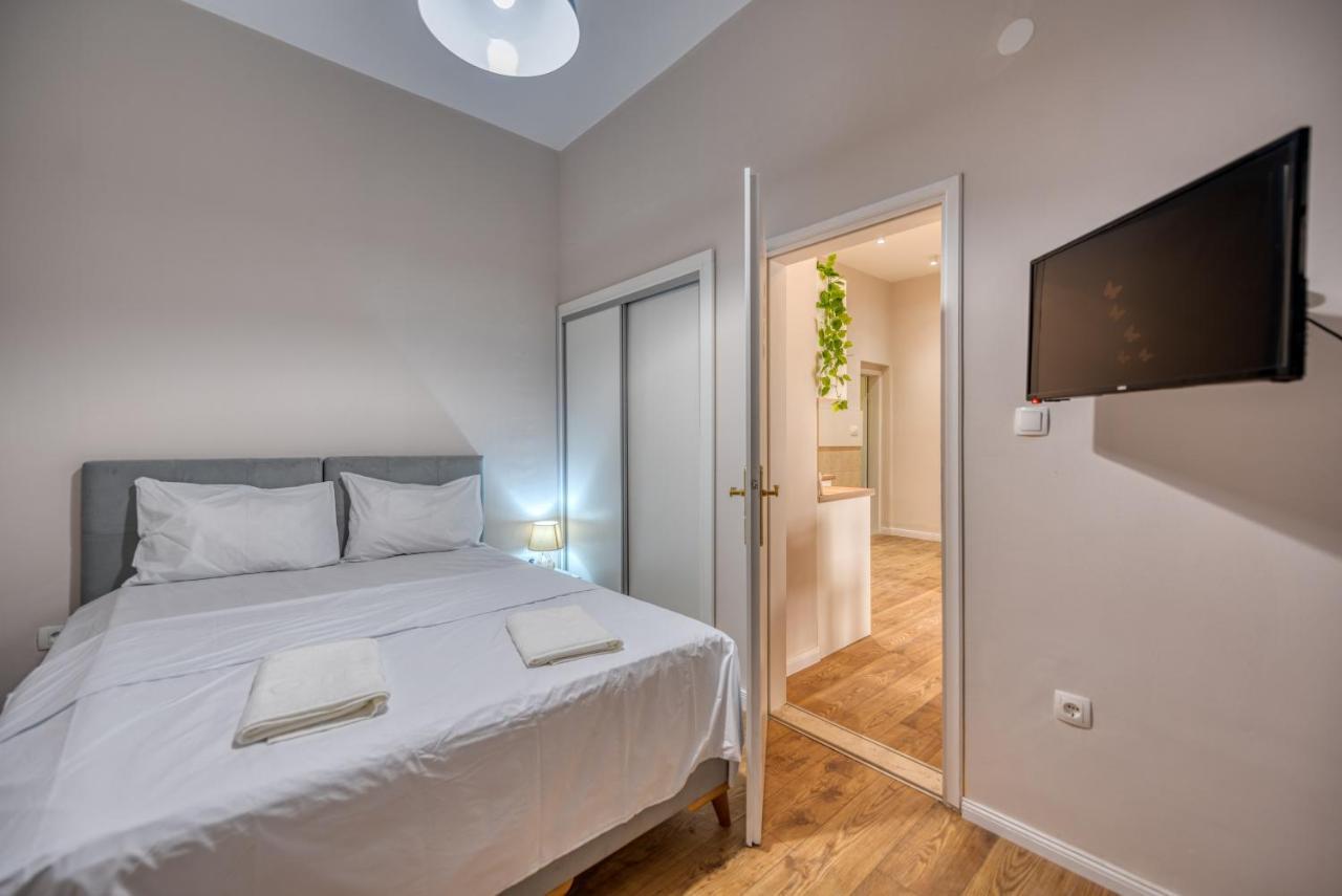 Apartments Vujosevic Тиват Екстер'єр фото