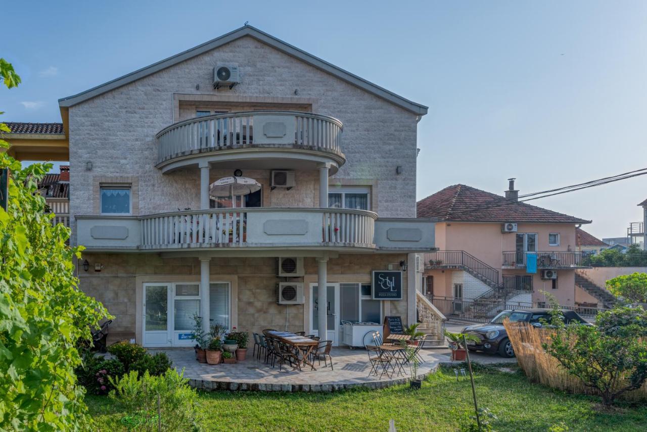 Apartments Vujosevic Тиват Екстер'єр фото