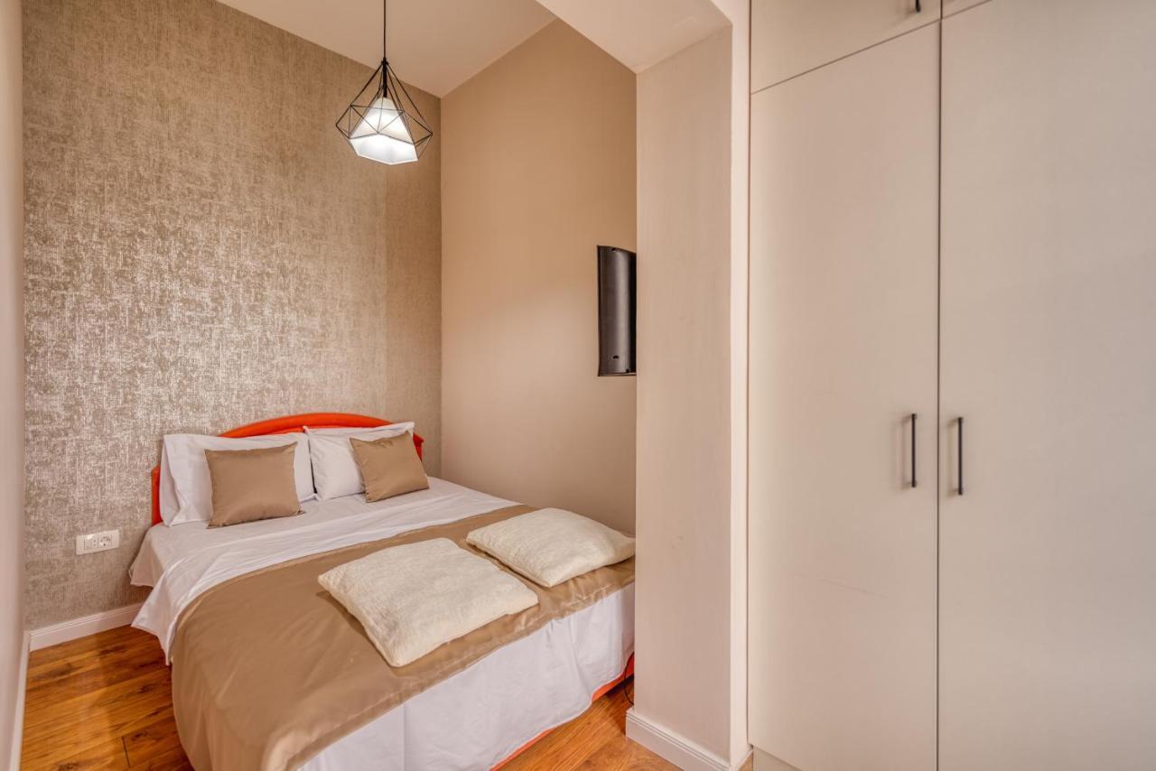 Apartments Vujosevic Тиват Екстер'єр фото