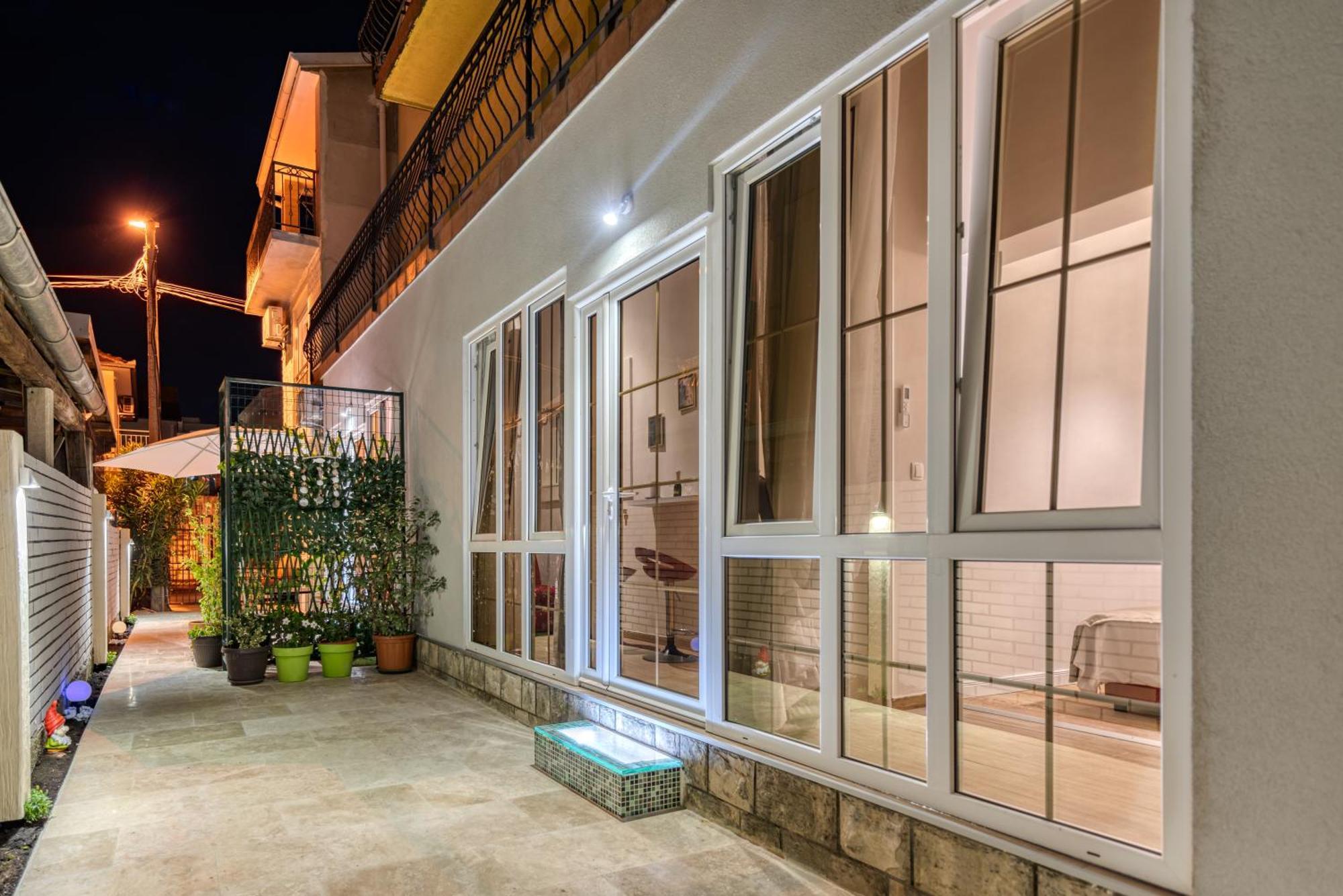 Apartments Vujosevic Тиват Екстер'єр фото